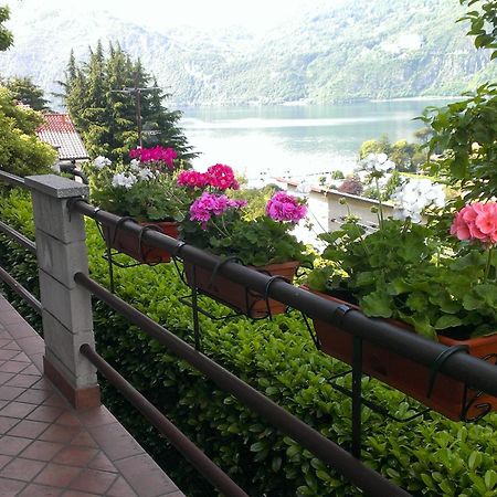 Lake And Guzzi View - Holiday Home Mandello del Lario Esterno foto