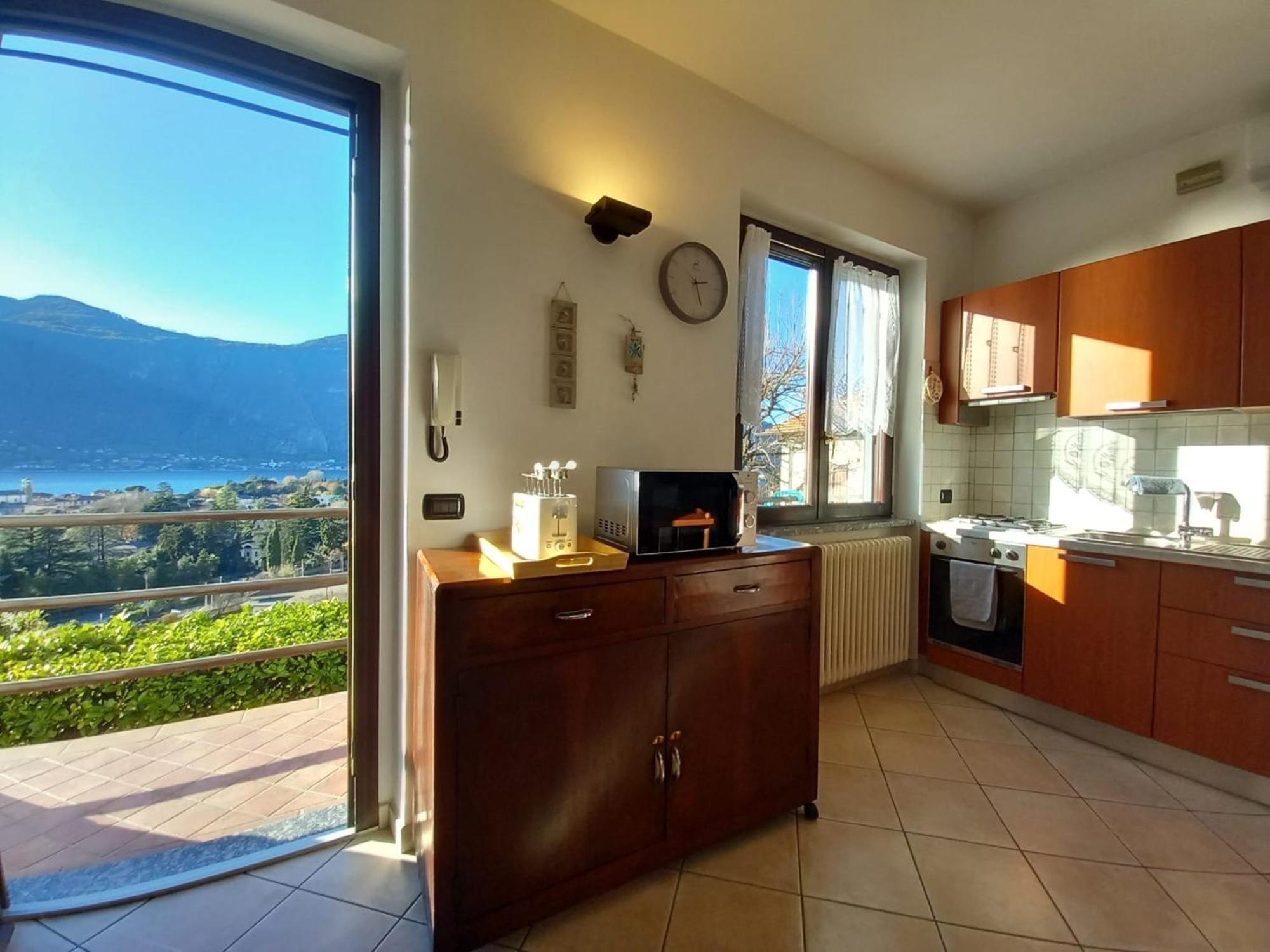 Lake And Guzzi View - Holiday Home Mandello del Lario Esterno foto