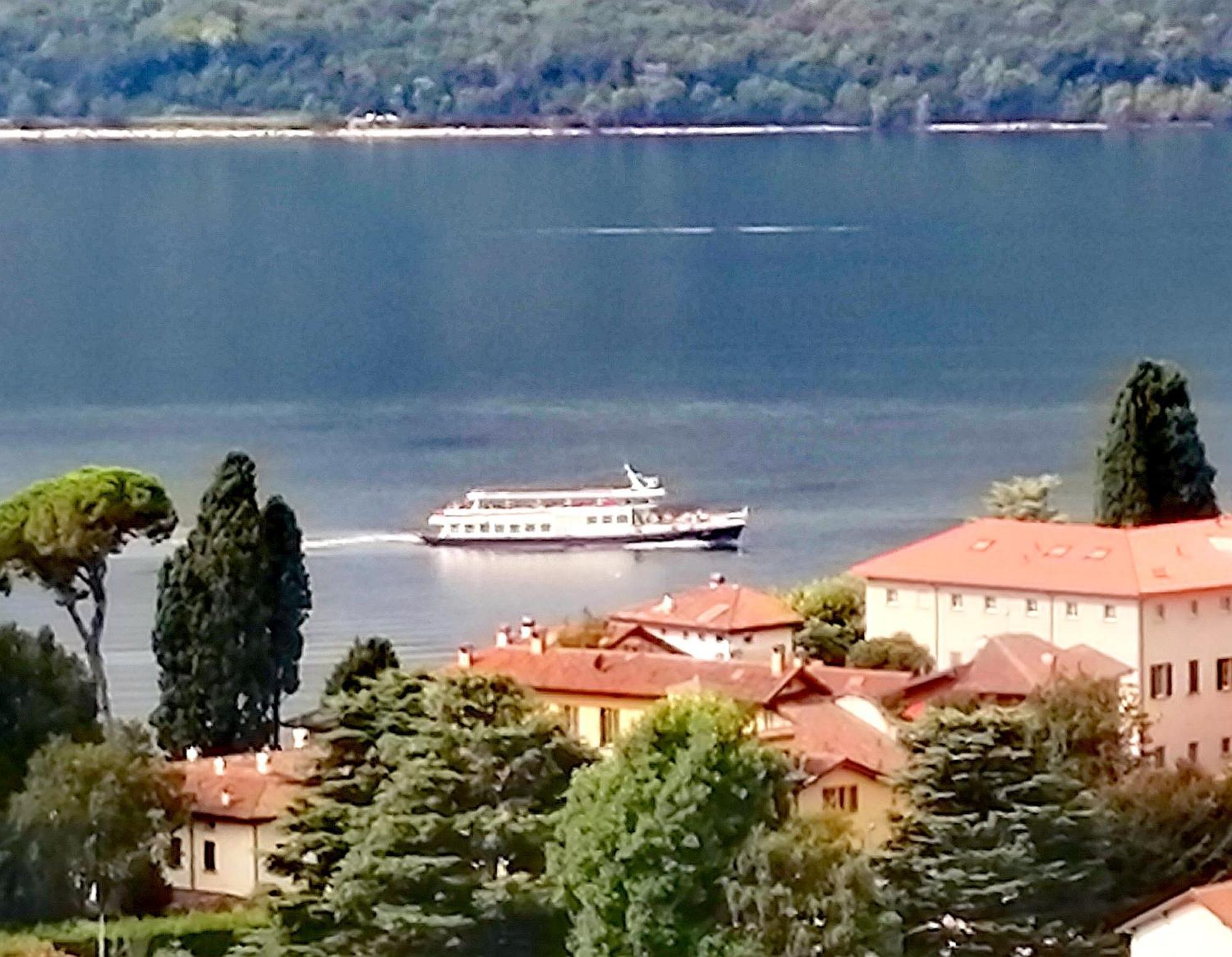 Lake And Guzzi View - Holiday Home Mandello del Lario Esterno foto