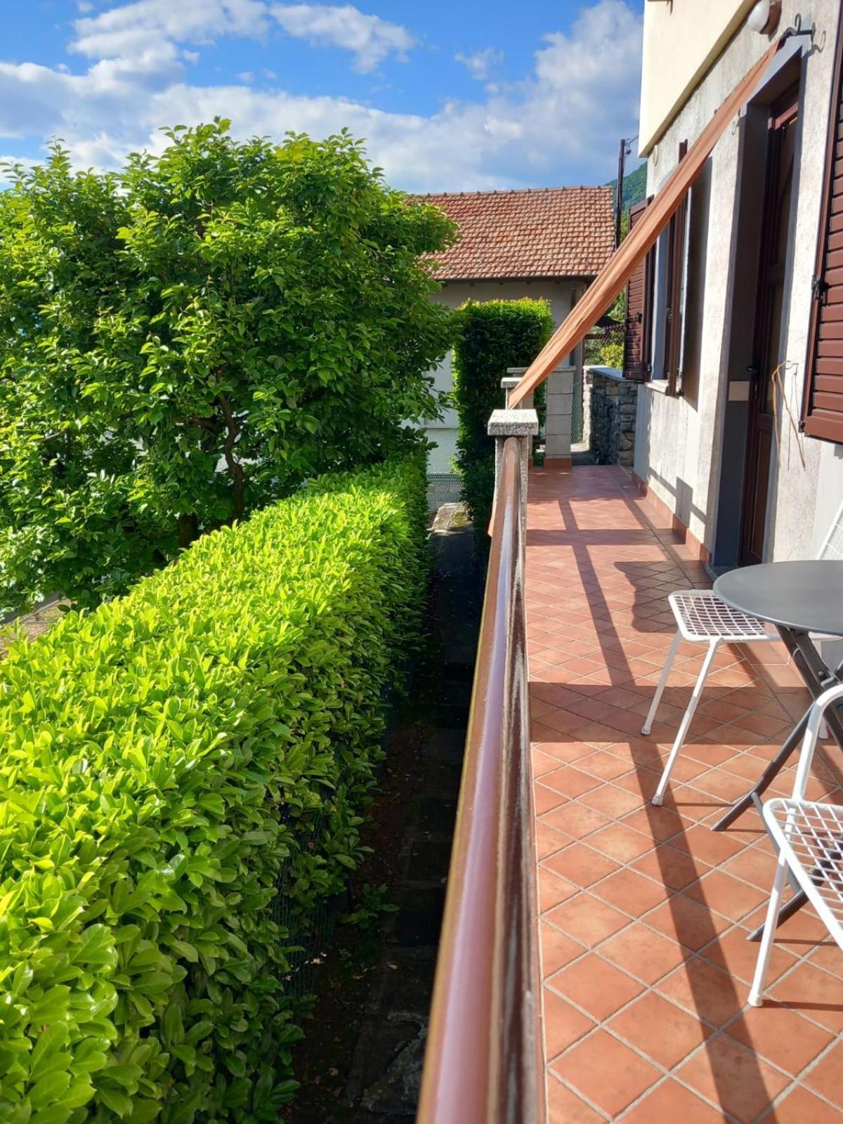 Lake And Guzzi View - Holiday Home Mandello del Lario Esterno foto