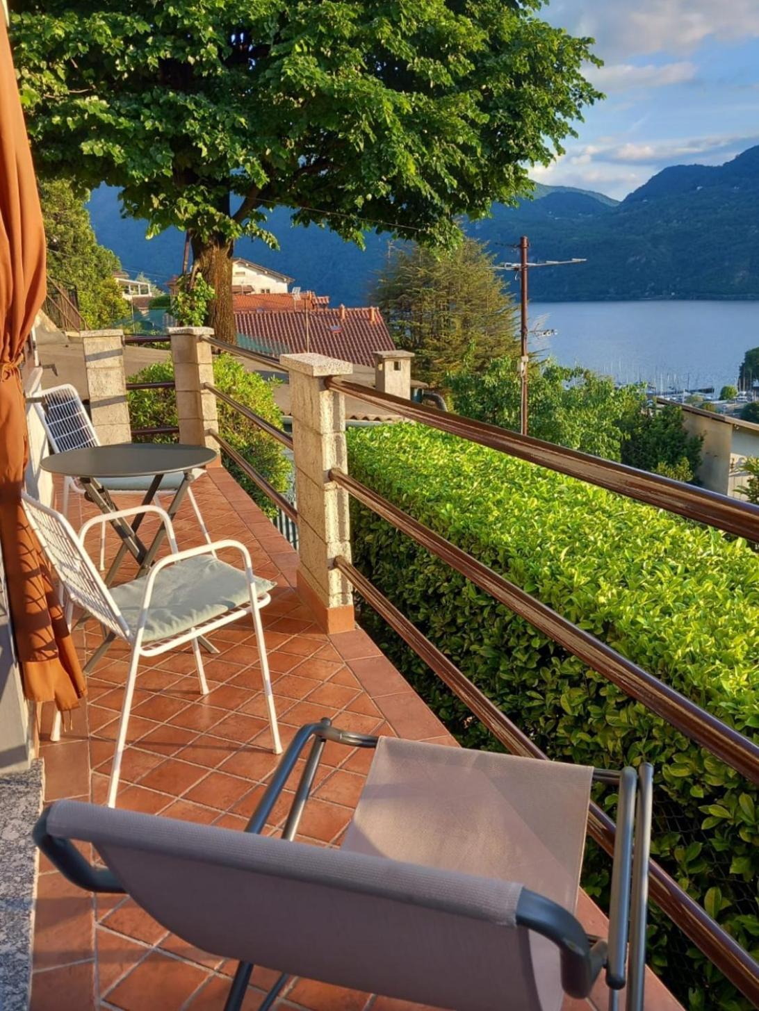 Lake And Guzzi View - Holiday Home Mandello del Lario Esterno foto